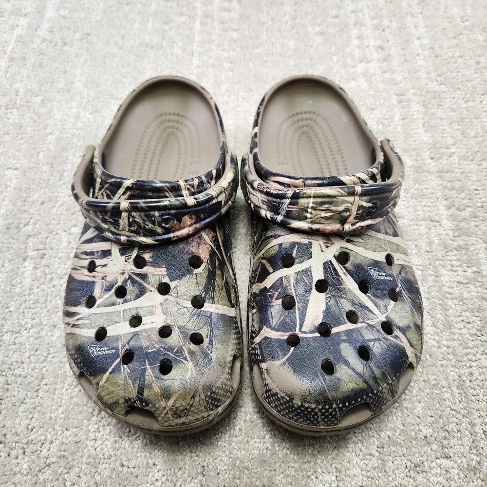 Crocs Kids Classic Clog RealTree Advantage Max-4 HD Camo Shoes Size J6